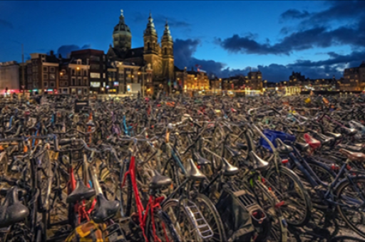 今晚，地铁4号线延时运营至23:40